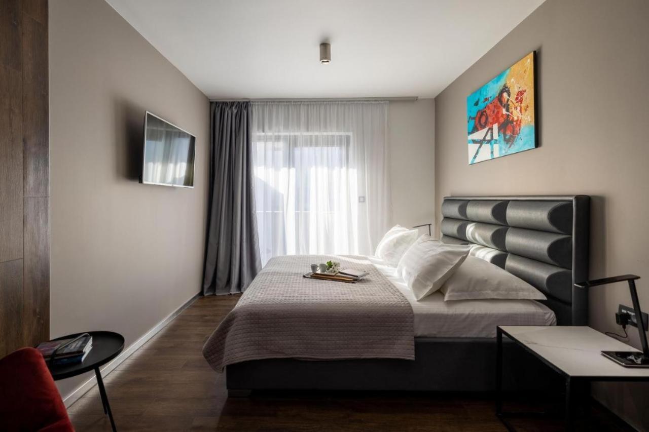 Roof 69 Rooms Сплит Экстерьер фото